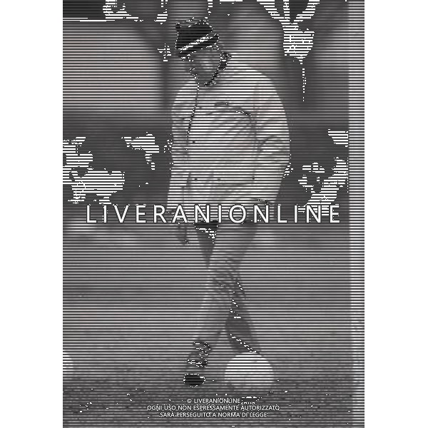 1985-1986 RETROSPETTIVA NILS LIEDHOLM ALLENATORE DEL MILAN AG ALDO LIVERANI SAS