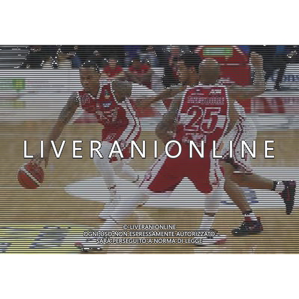 Lega Basket serie A Victoria Libertas Pesaro - EA7 Emporio Armani Milano 02/01/2018 nella foto: Jerrells Curtis ©Claudio Zamagni/Agenzia Aldo Liverani Jerrells Curtis during basketball match between Victoria Libertas Pallacanestro Pesaro and EA7 Emporio Armani Milano at Adriatic Arena in Pesaro on January 02 2018 photo credit Claudio Zamagni/Aldo Liverani Photo Agency 