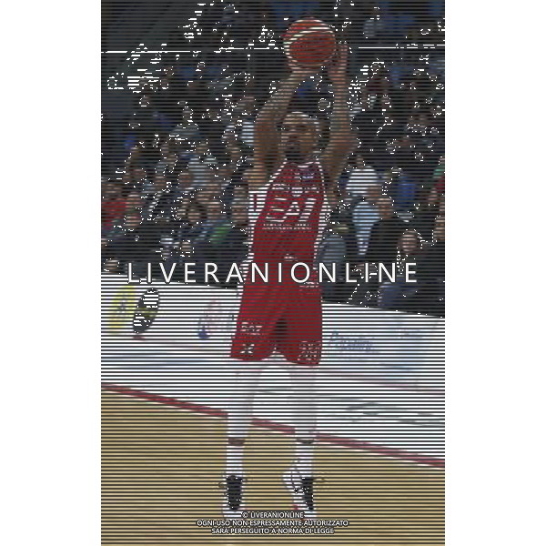 Lega Basket serie A Victoria Libertas Pesaro - EA7 Emporio Armani Milano 02/01/2018 nella foto: Theodore Jordan ©Claudio Zamagni/Agenzia Aldo Liverani Theodore Jordan during basketball match between Victoria Libertas Pallacanestro Pesaro and EA7 Emporio Armani Milano at Adriatic Arena in Pesaro on January 02 2018 photo credit Claudio Zamagni/Aldo Liverani Photo Agency 