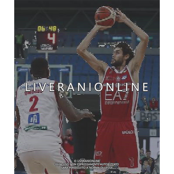 Lega Basket serie A Victoria Libertas Pesaro - EA7 Emporio Armani Milano 02/01/2018 nella foto: Pascolo Davide Omogbo Emmanuel ©Claudio Zamagni/Agenzia Aldo Liverani Pascolo Davide Omogbo Emmanuel during basketball match between Victoria Libertas Pallacanestro Pesaro and EA7 Emporio Armani Milano at Adriatic Arena in Pesaro on January 02 2018 photo credit Claudio Zamagni/Aldo Liverani Photo Agency 