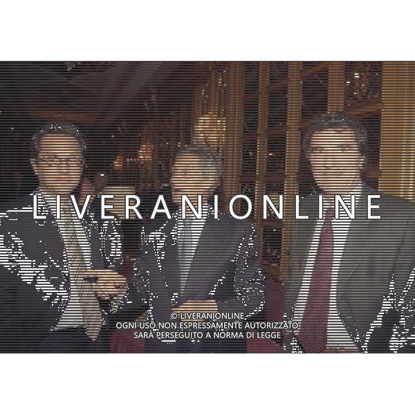 20-12-1998 MILANO HOTEL PRINCIPE E SAVOIA FESTA NATALIZIA LEGA CALCIO nella foto julio velasco con sergio cragnotti e dino zoff ag aldo liverani sas