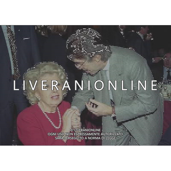 20-12-1998 MILANO HOTEL PRINCIPE E SAVOIA FESTA NATALIZIA LEGA CALCIO nella foto lady renata fraizzoli e massimo moratti ag aldo liverani sas