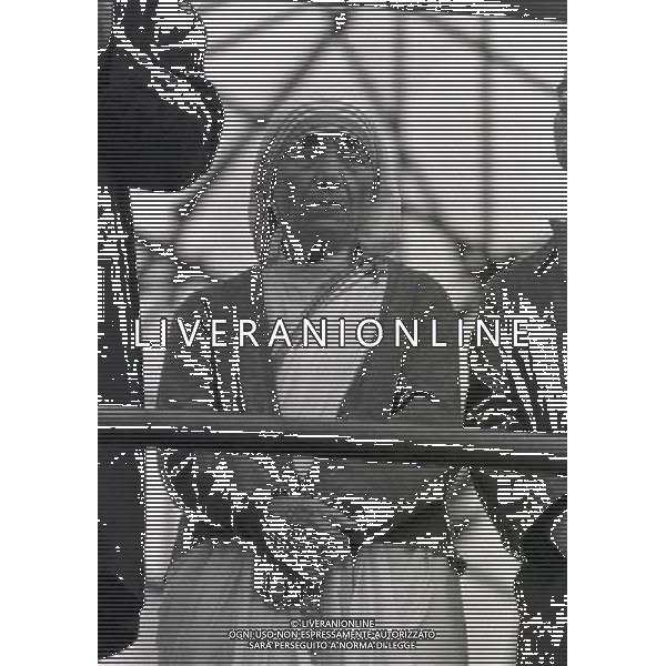 1983 MILANO VISITA DEL Papa Giovanni Paolo II J—zef Wojty a NELLA FOTO SUOR MARIA TERESA DI CALCUTTA AG ALDO LIVERANI SAS
