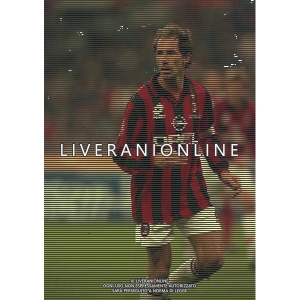 MILANO-28-10-1997 PARTITA AMICHEVOLE PER L\'ADDIO AL CALCIO DI FRANCO BARESI MILAN RESTO DEL MONDO NELLA FOTO FRANCO BARESI AG ALDO LIVERANI SAS