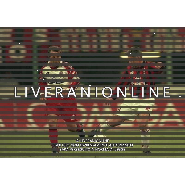 MILANO-28-10-1997 PARTITA AMICHEVOLE PER L\'ADDIO AL CALCIO DI FRANCO BARESI MILAN RESTO DEL MONDO NELLA FOTO ZICO E CARLO ANCELOTTI AG ALDO LIVERANI SAS