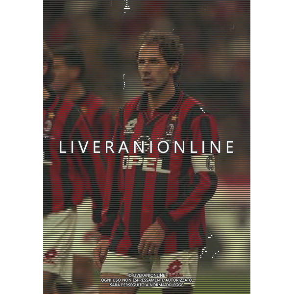 MILANO-28-10-1997 PARTITA AMICHEVOLE PER L\'ADDIO AL CALCIO DI FRANCO BARESI MILAN RESTO DEL MONDO NELLA FOTO FRANCO BARESI AG ALDO LIVERANI SAS