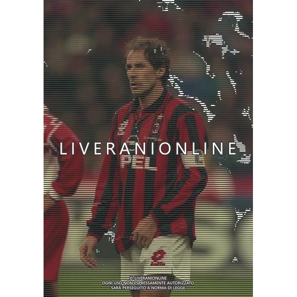 MILANO-28-10-1997 PARTITA AMICHEVOLE PER L\'ADDIO AL CALCIO DI FRANCO BARESI MILAN RESTO DEL MONDO NELLA FOTO FRANCO BARESI AG ALDO LIVERANI SAS