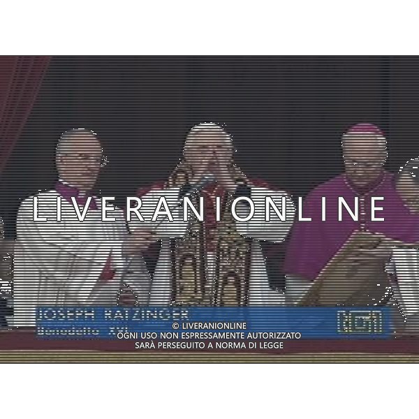 Roma 19/04/2005 Citta\' Del vaticano Eletto il Nuovo papa Joseph Ratzinger Benedetto XVI ag.aldo liverani- Citare La Fonte televisiva