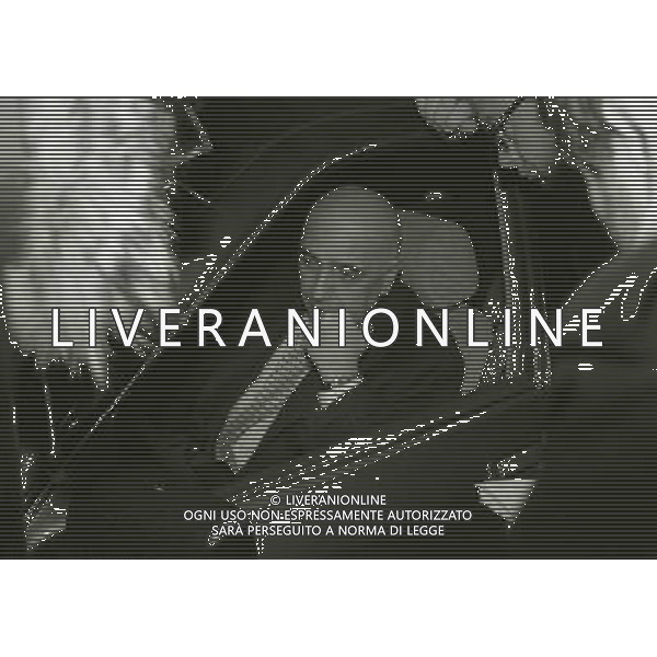 01-12-1996 ARCORE DIMISSIONI DELL\'ALLENATORE DEL MILAN WASHINGTON TABAREZ NELLA FOTO ADRIANO GALLIANI ESCE DALLA VILLA DI SILVIO BERLUSCONI AD ARCORE AG ALDO LIVERANI SAS