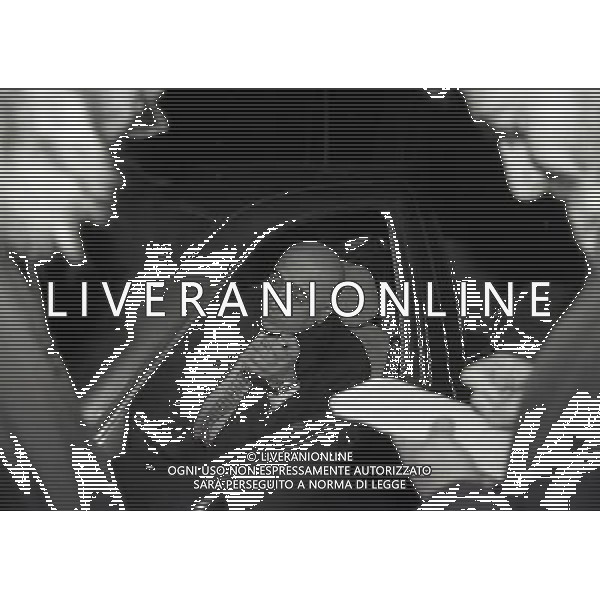01-12-1996 ARCORE DIMISSIONI DELL\'ALLENATORE DEL MILAN WASHINGTON TABAREZ NELLA FOTO ADRIANO GALLIANI ESCE DALLA VILLA DI SILVIO BERLUSCONI AD ARCORE AG ALDO LIVERANI SAS