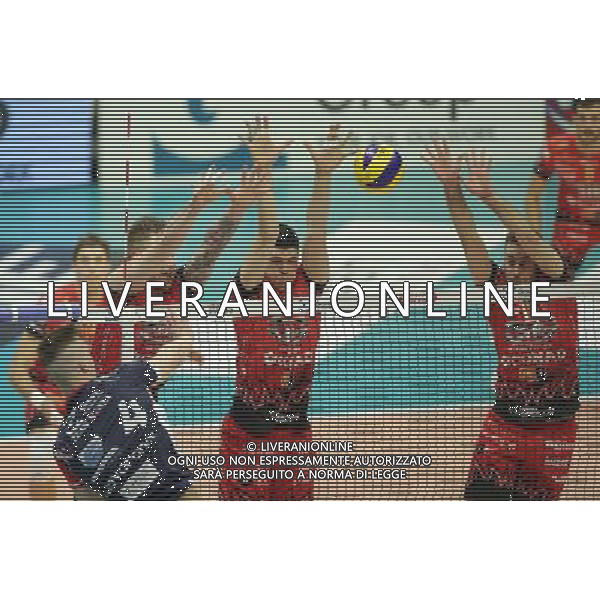 Regular Season SuperLega UnipolSai di Volley 5a Giornata di Ritorno Monza (MB) - 13.01.2018 Gi Group Monza-Sir Safety Conad Perugia Nella Foto:Zaytsev Ivan - Podrasccanin Marko - De Cecco Luciano /Ph.Vitez-Ag. Aldo Liverani