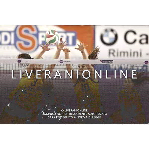 MyCicero volley Pesaro - Sab volley Legnano 14/01/2017 nella foto: muro sab legnano Â©Claudio Zamagni/Agenzia Aldo Liverani / AGENZIA ALDO LIVERANI SAS 