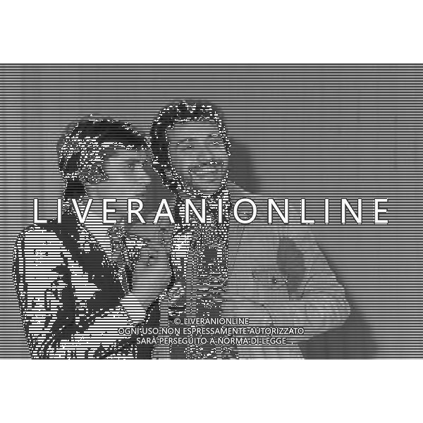 Trasmissione televisiva varieta\' musicale \' Alle sette della sera \' in onda sul Secondo Programma nel 1975 - RETROSPETTIVA nella foto Gianni Morandi con Augusto Martelli ©ARCHIVIO / AGENZIA ALDO LIVERANI SAS 