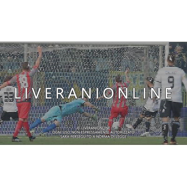 Campionato di Calcio Serie B ConTe.it 2017/2018 22a Giornata Cremona - 20.01.2018 Cremonese-Parma Nella Foto:gol annullato a insigne /Ph.Vitez-Ag. Aldo Liverani