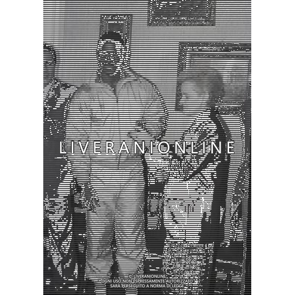 1987 RETROSPETTIVA BEN JOHNSON ATLETICA NELLA FOTO BEN JOHNSON CON LUCIA ROSSI AG ALDO LIVERANI SAS