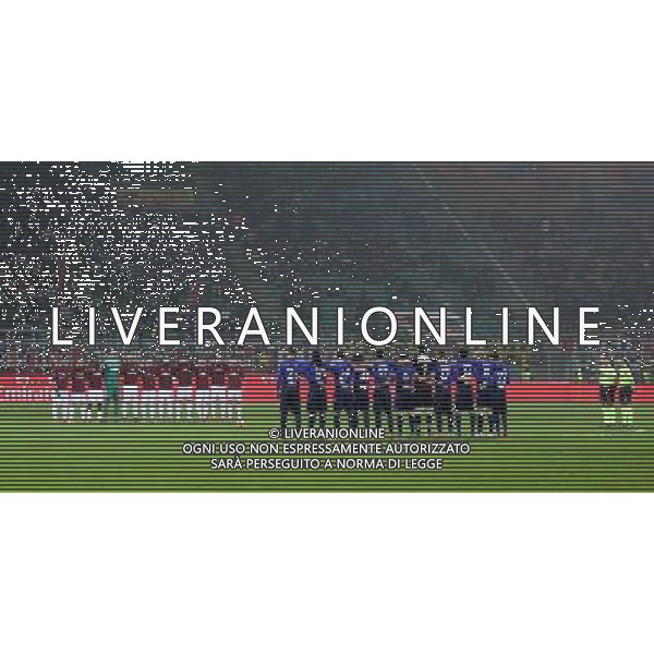 Coppa Italia TIM Cup 2017/2018 Semifinale Andata Milano - 31.01.2018 Milan-Lazio Nella Foto: le due formazioni schierate durante il minuto di silenzio per la scomparsa di azeglio vicini /Ph.Vitez-Ag. Aldo Liverani