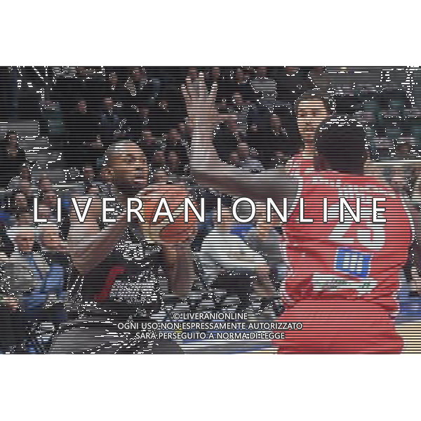 Segafredo VIRTUS BOLOGNA e Victoria Libertas PESARO campionato italiano di basket serie A1 03 Febbraio 2018 nella foto Oliver Lafayette ©OPTIMAFOTO / AGENZIA ALDO LIVERANI SAS