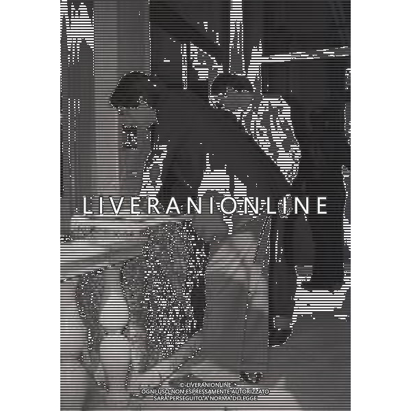 1980 SEDE DEL CORRIERE DELLA SERA IN VIA SOLFERINO 28 MILANO IN LUTTO PER L\'OMICIDIO DEL GIORNALISTA WALTER TOBAGI AG ALDO LIVERANI SAS