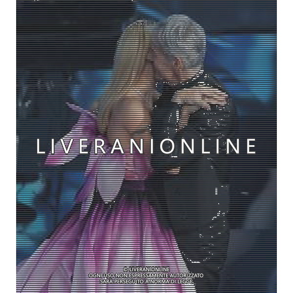 68mo Festival della canzone Italiana Sanremo 2018 Quarta Serata Sanremo (IM) - 09.02.2018 Nella Foto: Claudio Baglioni Michelle Hunziker /Ph.Vitez-Ag. Aldo Liverani