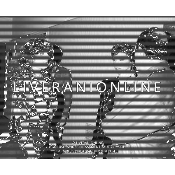 Trasmissione televisiva \' Blitz \' 1983 - RETROSPETTIVA nella foto Mariangela Melato e Caterina Caselli ©ARCHIVIO / AGENZIA ALDO LIVERANI SAS