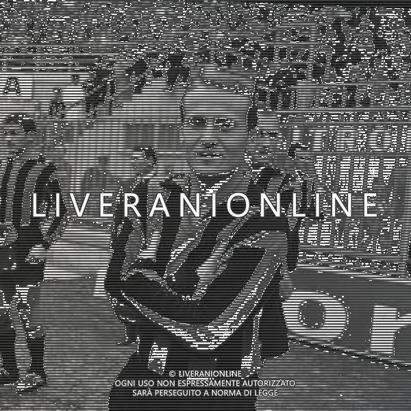 1962 RETROSPETTIVA MAURO BICICLI CALCIATORE INTER NELLA FOTO MAURO BICICLI CON LA MAGLIA DELL\'INTER AG ALDO LIVERANI SAS