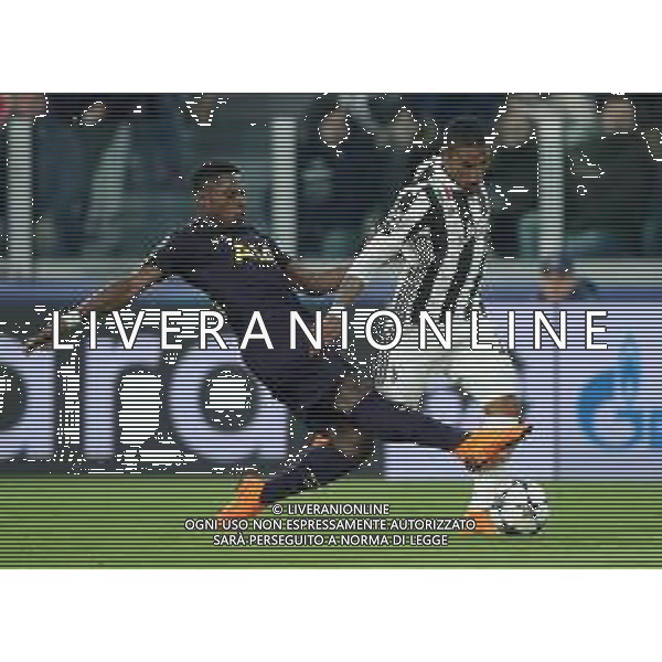 UEFA Champions League 2017/2018 Ottavi di Finale Andata Torino - 13.02.2018 Juventus-Tottenham Hotspur Nella Foto:fallo del secondo rigore di aurier su douglas costa /Ph.Vitez-Ag. Aldo Liverani