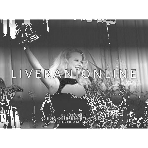 25mo Festival della canzone italiana al salone delle feste del casino\' di Sanremo 1975 - RETROSPETTIVA nella foto la vincitrice GILDA, pseudonimo di Rosangela Scalabrino ©ARCHIVIO / AGENZIA ALDO LIVERANI SAS