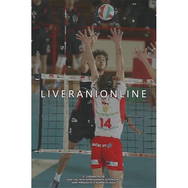 PLAY-OFF VOLLEY SERIE A 2004/05 PARTITA: LUBE MC - SYSLEY NELLA FOTO: FEI - SYSLEY AGENZIA ALDO LIVERANI
