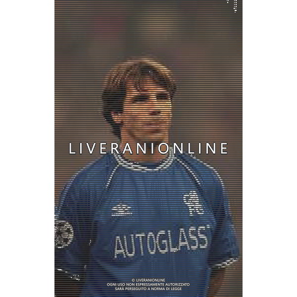 26-10-1999 MILANO- STADIO GIUSEPPE MEAZZA CHAMPIONS LEAGUE MILAN CHELSEA 1-1 NELLA FOTO GIANFRANCO ZOLA AG ALDO LIVERANI SAS