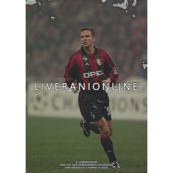 26-10-1999 MILANO- STADIO GIUSEPPE MEAZZA CHAMPIONS LEAGUE MILAN CHELSEA 1-1 NELLA FOTO OLIVER BIERHOFF AG ALDO LIVERANI SAS