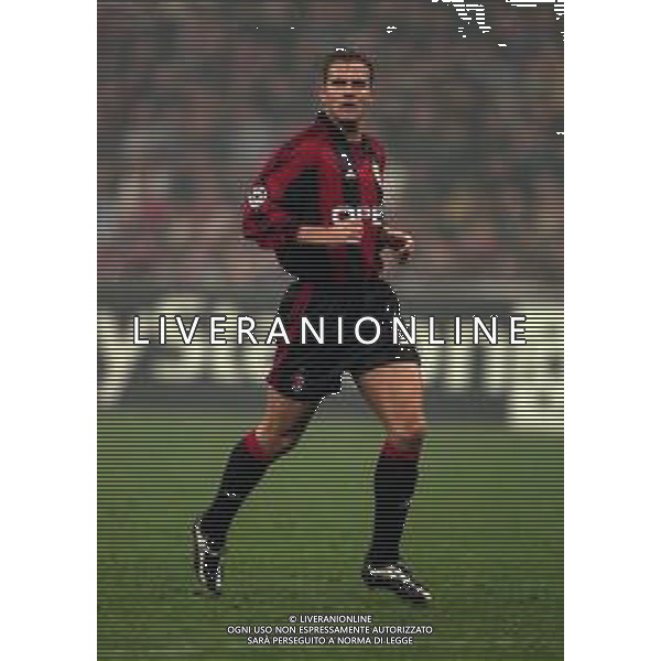 26-10-1999 MILANO- STADIO GIUSEPPE MEAZZA CHAMPIONS LEAGUE MILAN CHELSEA 1-1 NELLA FOTO OLIVER BIERHOFF AG ALDO LIVERANI SAS
