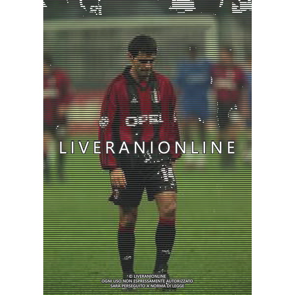 26-10-1999 MILANO- STADIO GIUSEPPE MEAZZA CHAMPIONS LEAGUE MILAN CHELSEA 1-1 NELLA FOTO ROBERT AYALA AG ALDO LIVERANI SAS