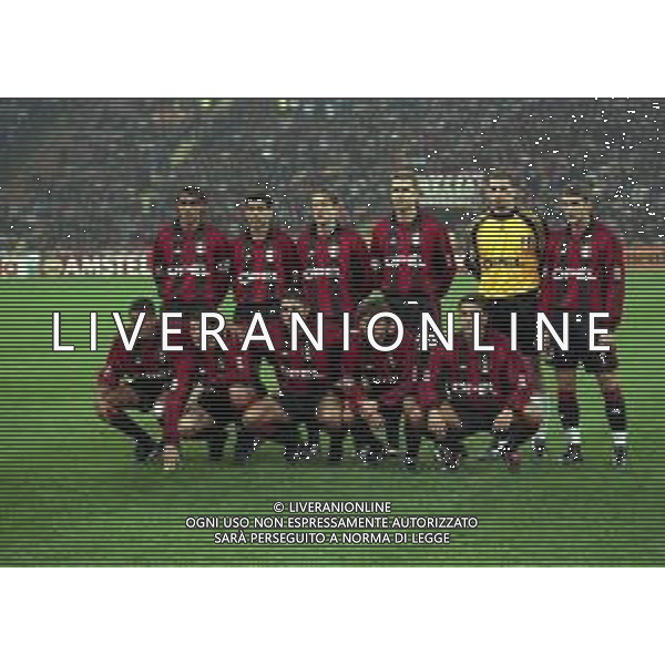 26-10-1999 MILANO- STADIO GIUSEPPE MEAZZA CHAMPIONS LEAGUE MILAN CHELSEA 1-1 NELLA FOTO FORMAZIONE MILAN DA SIN IN PIEDI PAOLO MALDINI-ROBERT AYALA-MASSIMO AMBROSINI-OLIVER BIERHOFF-CHRISTIAN ABBIATI-ANDRIY SHEVCHENKO SED SINSITRA SERGINHO-ANDREAS GUGLIELMINPIETRO-GENNARO GATTUSO-LEONARDO-ALESSANDRO COSTACURTA AG ALDO LIVERANI SAS