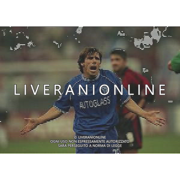 26-10-1999 MILANO- STADIO GIUSEPPE MEAZZA CHAMPIONS LEAGUE MILAN CHELSEA 1-1 NELLA FOTO GIANFRANCO ZOLA AG ALDO LIVERANI SAS