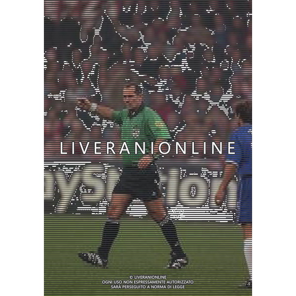 26-10-1999 MILANO- STADIO GIUSEPPE MEAZZA CHAMPIONS LEAGUE MILAN CHELSEA 1-1 NELLA FOTO ARBITRO LEVNIKOV NIKOLAI AG ALDO LIVERANI SAS