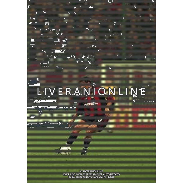 26-10-1999 MILANO- STADIO GIUSEPPE MEAZZA CHAMPIONS LEAGUE MILAN CHELSEA 1-1 NELLA FOTO PAOLO MALDINI AG ALDO LIVERANI SAS
