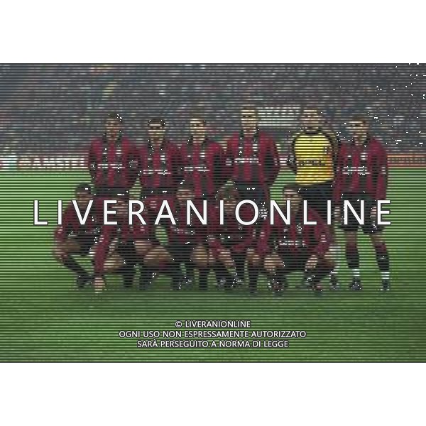 26-10-1999 MILANO- STADIO GIUSEPPE MEAZZA CHAMPIONS LEAGUE MILAN CHELSEA 1-1 NELLA FOTO FORMAZIONE MILAN DA SIN IN PIEDI PAOLO MALDINI-ROBERT AYALA-MASSIMO AMBROSINI-OLIVER BIERHOFF-CHRISTIAN ABBIATI-ANDRIY SHEVCHENKO SED SINSITRA SERGINHO-ANDREAS GUGLIELMINPIETRO-GENNARO GATTUSO-LEONARDO-ALESSANDRO COSTACURTA AG ALDO LIVERANI SAS