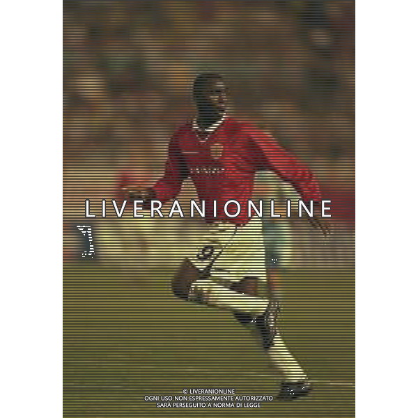27-08-1999 MONTECARLO- FINALE SUPERCOPPA EUROPEA MANCHESTER UNITED LAZIO 0-1 NELLA FOTO ANDY COLE AG ALDO LIVERANI SAS