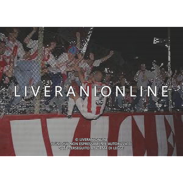 29-05-1999 VICENZA -FINALE DI COPPA ITALIA VICENZA NAPOLI 3-0 NELLA FOTO I GIOCATORI DEL VICENZA FESTAEGGIANO LA VITTORIA DELLA COPPA ITALIA AG ALDO LIVERANI SAS