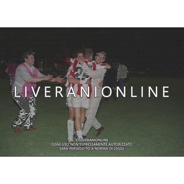 29-05-1999 VICENZA -FINALE DI COPPA ITALIA VICENZA NAPOLI 3-0 NELLA FOTO I GIOCATORI DEL VICENZA FESTAEGGIANO LA VITTORIA DELLA COPPA ITALIA AG ALDO LIVERANI SAS