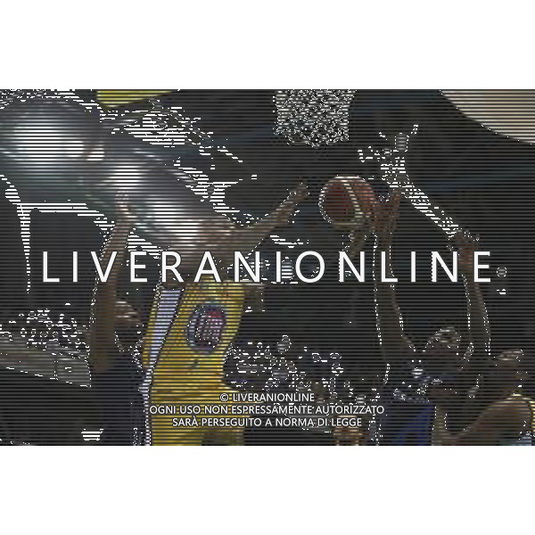 Poste Mobile Final Eight 18/02/2018 Fiat Torino - Germani Basket Brescia nella foto: Vander Blue ©Claudio Zamagni/Agenzia Aldo Liverani Vander Blue during Poste Mobile Final Eight Italian Basketball Cup 2018 - Fiat Torino against Germani Basket Brescia at Mandela Forum in Florence, on February 18, 2018 photo credit by Claudio Zamagni/Aldo Liverani Photo Agency