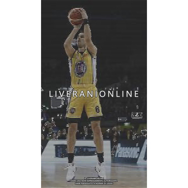 Poste Mobile Final Eight 18/02/2018 Fiat Torino - Germani Basket Brescia nella foto: Vujacic Aleksander ©Claudio Zamagni/Agenzia Aldo Liverani Vujacic Aleksander during Poste Mobile Final Eight Italian Basketball Cup 2018 - Fiat Torino against Germani Basket Brescia at Mandela Forum in Florence, on February 18, 2018 photo credit by Claudio Zamagni/Aldo Liverani Photo Agency / AGENZIA ALDO LIVERANI SAS
