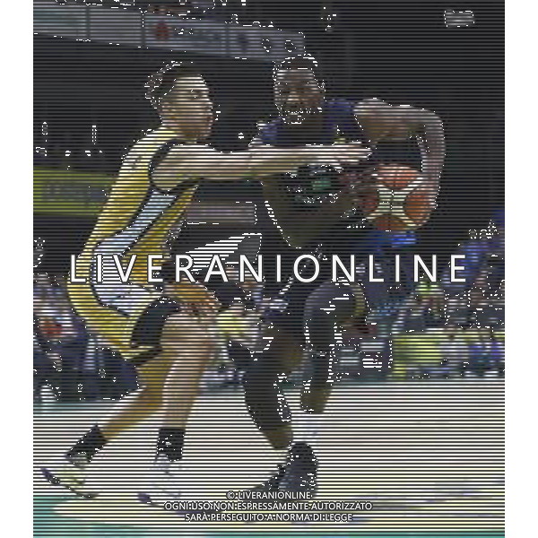 Poste Mobile Final Eight 18/02/2018 Fiat Torino - Germani Basket Brescia nella foto: Hunt Dario Vujacic Aleksander ©Claudio Zamagni/Agenzia Aldo Liverani Hunt Dario Vujacic Aleksander during Poste Mobile Final Eight Italian Basketball Cup 2018 - Fiat Torino against Germani Basket Brescia at Mandela Forum in Florence, on February 18, 2018 photo credit by Claudio Zamagni/Aldo Liverani Photo Agency / AGENZIA ALDO LIVERANI SAS