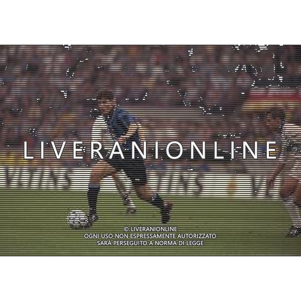 21-05-1997 MILANO FINALE DI COPPA UEFA INTER SHALKE 04 1-0 DOPO I RIGORI 4-1 NELLA FOTO JAVIER ZANETTI AG ALDO LIVERANI SAS