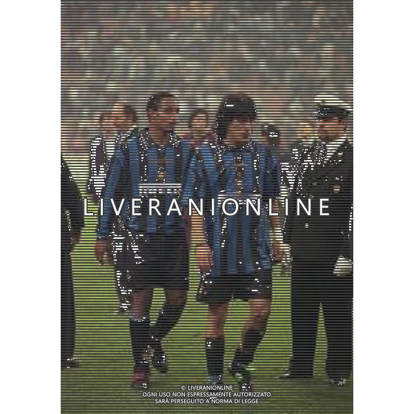 21-05-1997 MILANO FINALE DI COPPA UEFA INTER SHALKE 04 1-0 DOPO I RIGORI 4-1 NELLA FOTO PAUL INCE E IVAN ZAMORANO AG ALDO LIVERANI SAS