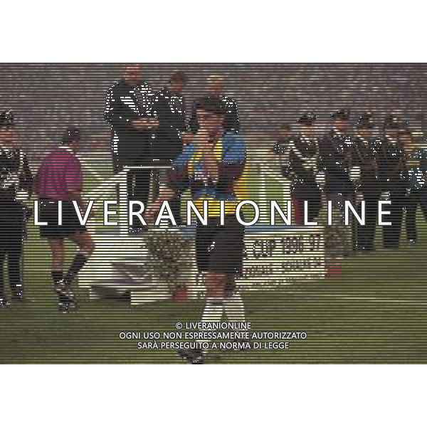 21-05-1997 MILANO FINALE DI COPPA UEFA INTER SHALKE 04 1-0 DOPO I RIGORI 4-1 NELLA FOTO GIANLUCA PAGLIUCA AG ALDO LIVERANI SAS