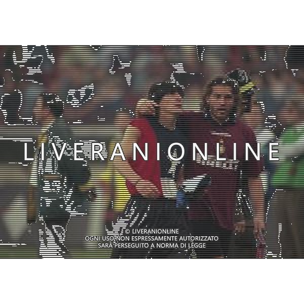 21-05-1997 MILANO FINALE DI COPPA UEFA INTER SHALKE 04 1-0 DOPO I RIGORI 4-1 NELLA FOTO IVAN ZAMORANO E ANDREA MAZZANTINI A FINE GARA AG ALDO LIVERANI SAS