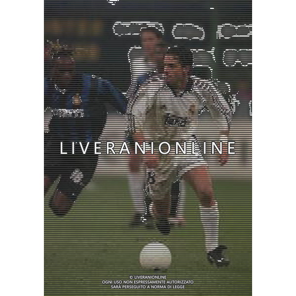 25-11-1998 MILANO- CHAMPIONS LEAGUE INTER REAL MADRID 3-1 NELLA FOTO Predrag Mijatović AG ALDO LIVERANI SAS