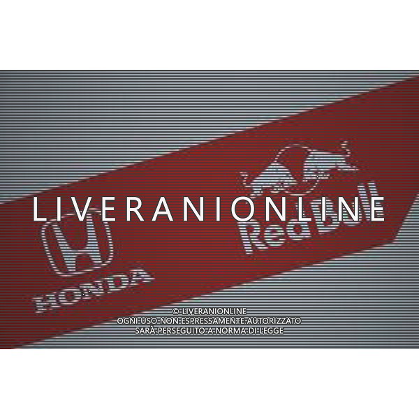 Red Bull Racing and Honda logo. 26.02.2018. Formula One Testing, Day One, Barcelona, Spain. Monday. / AGENZIA ALDO LIVERANI SAS - ITALY ONLY EDITORIAL USE ONLY - Motor Racing - F1 Testing - Test One - Day 1 - Barcellona, Spagna 26 febbraio 2018