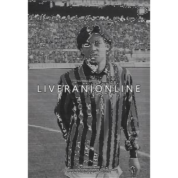 RETROSPETTIVA MARCO MACINA CALCIATORE 1985-86 NELLA FOTO MARCO MACINA CON LA MAGLIA DEL MILAN AG ALDO LIVERANI SAS